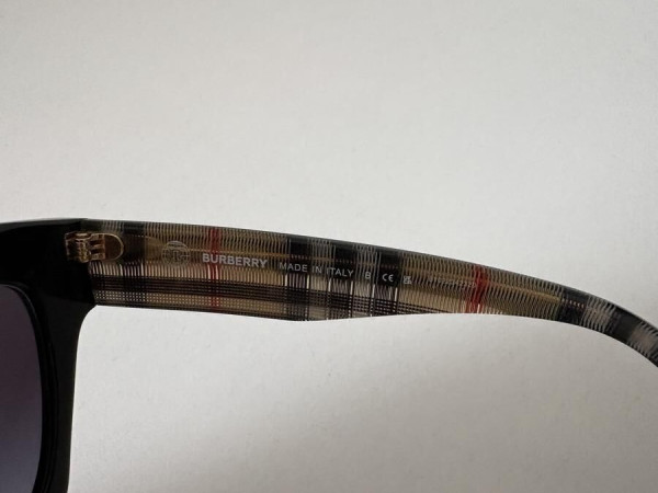 BURBERRY - B4364 3942/8G 49/21