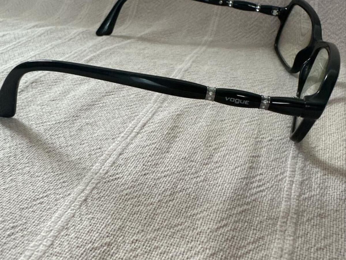 Vogue - VO2888-B 52/16