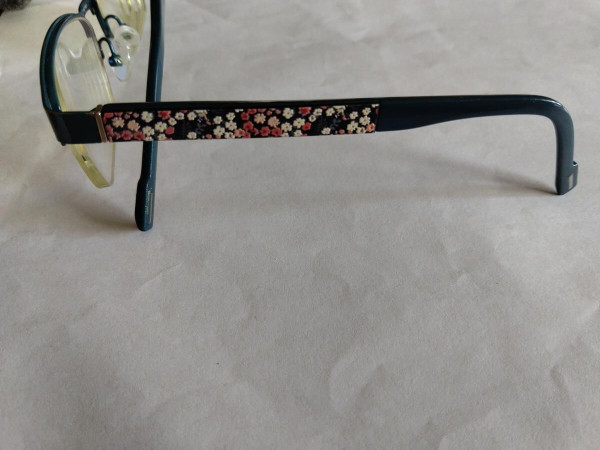 Miki NINN - MNOF0067