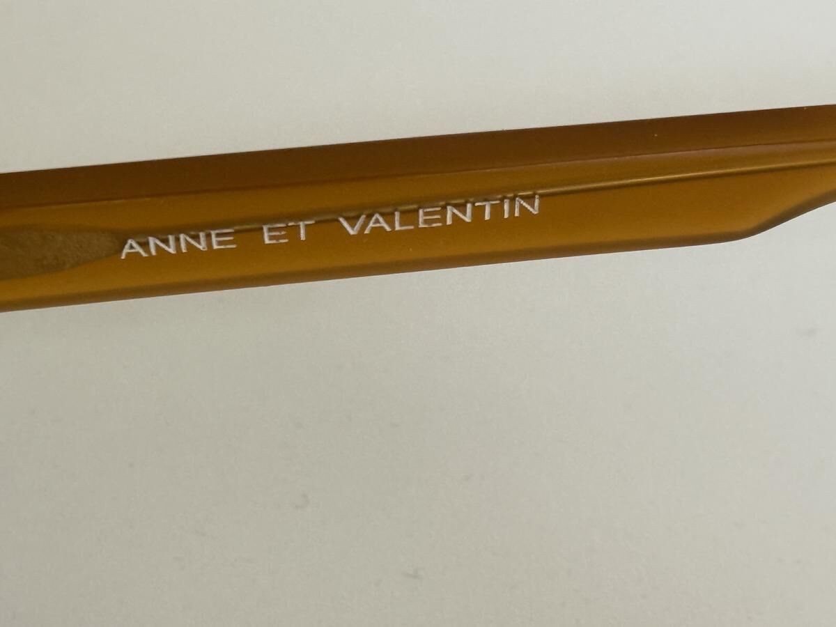 Anne & Valentin Opus 2 1285