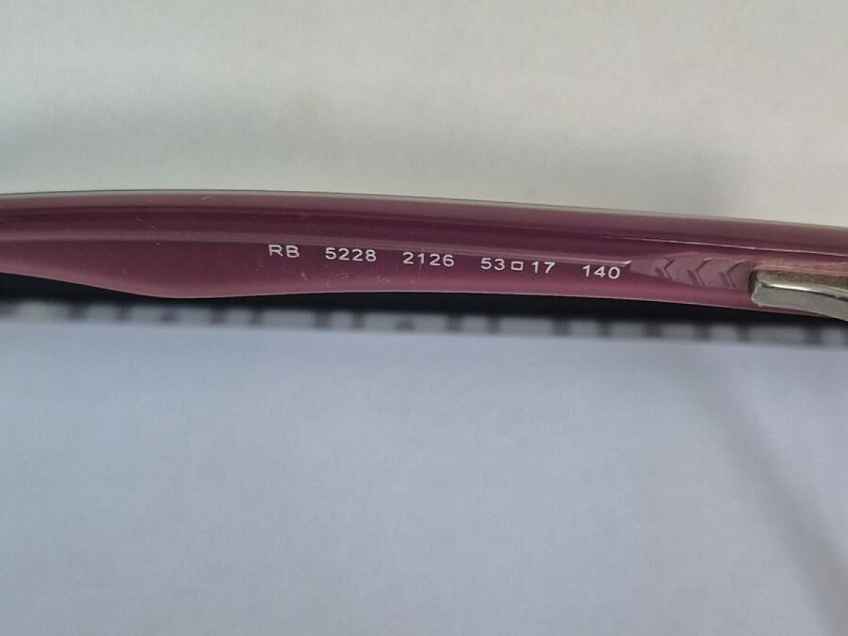 RAY-BAN- RB5228 2126 53□17 140