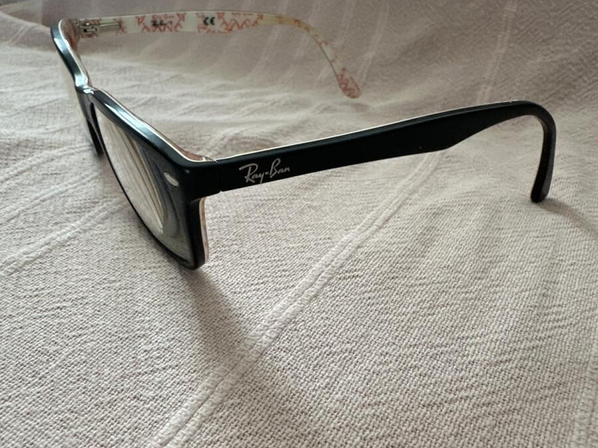 Ray-ban- RB-5228 5014 53/17