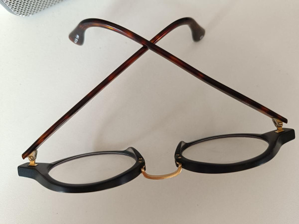 Kaleos  Eyehunters - Thompson 45/23