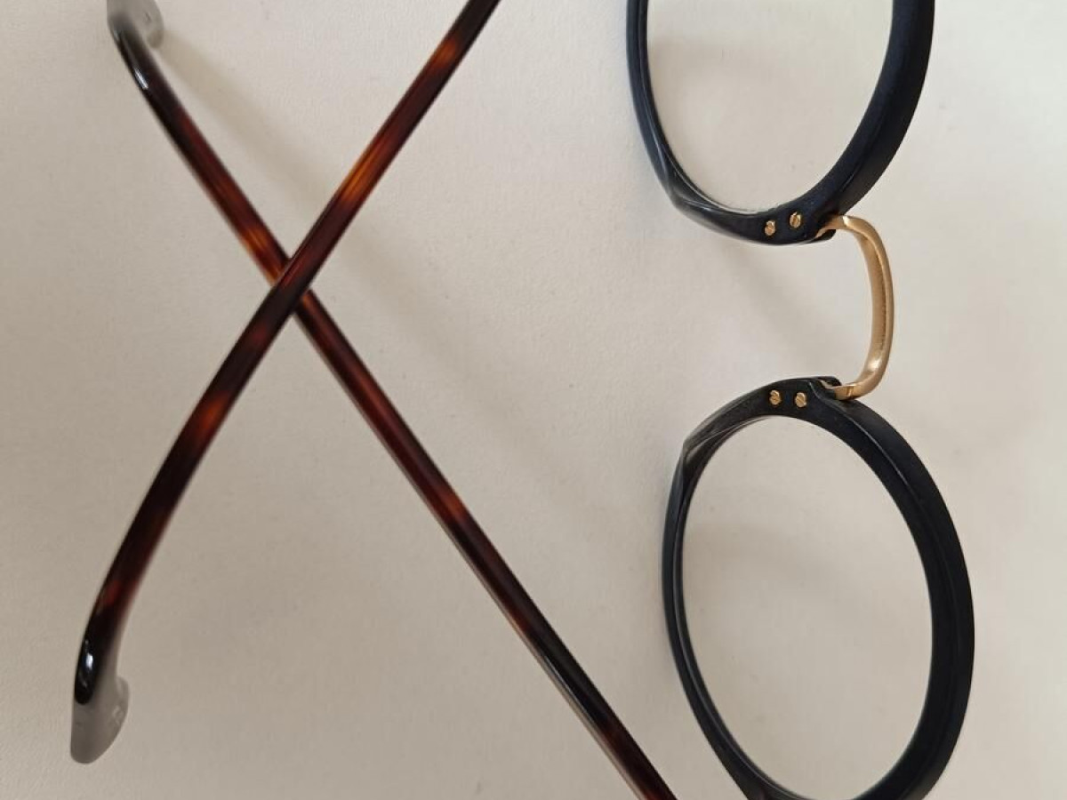 Kaleos  Eyehunters - Thompson 45/23