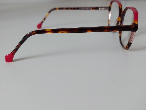 Level- le2158 ECRO 52/16