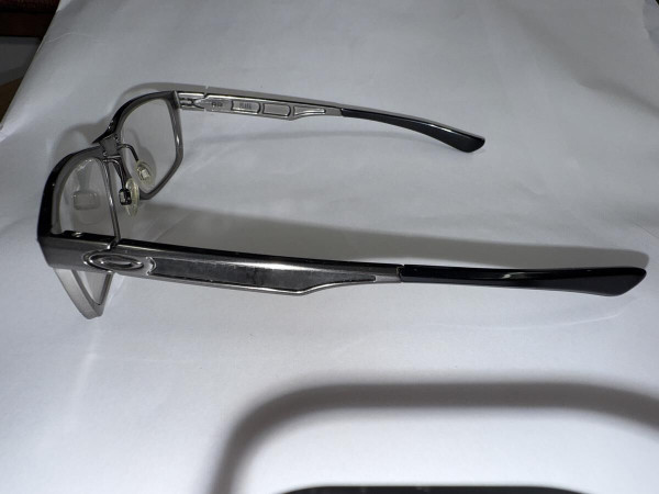 Oakley - plank brushed grey 22-195