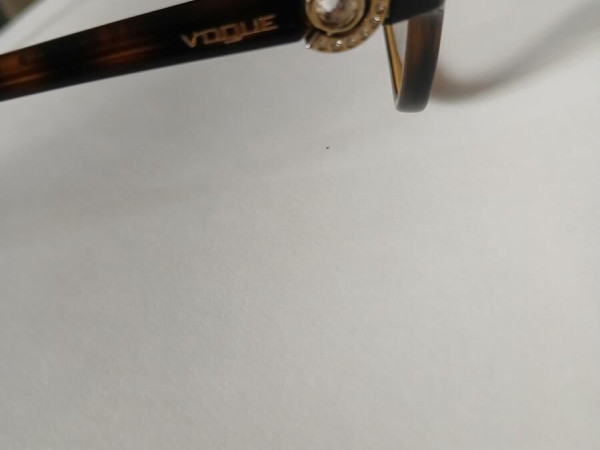 Vogue - VO5002-B W656 52/16