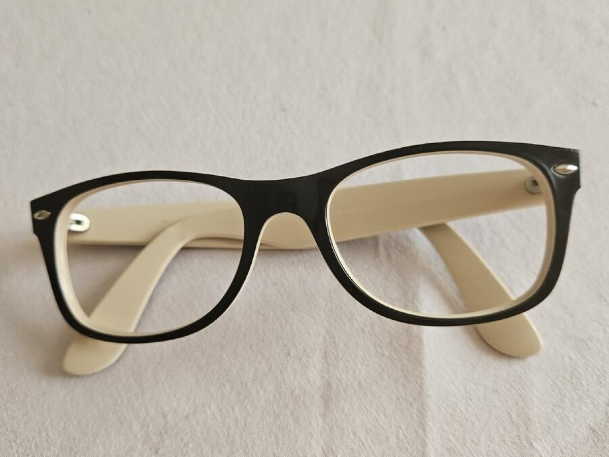 RAY-BAN - RB2132 New wayfarer 875 52/18 3N