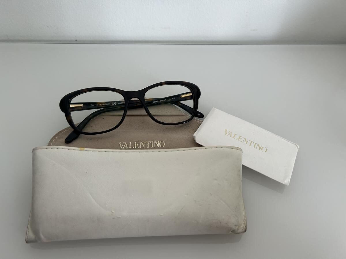 Valentino - V5017 50/17