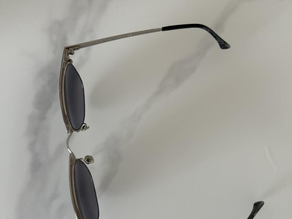 Rayban -rb3716