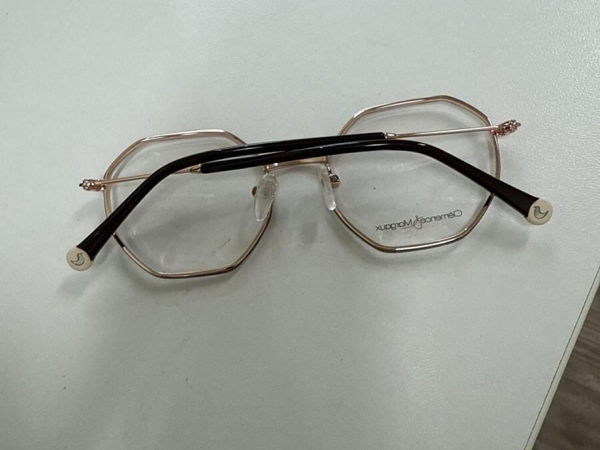 Clémence & Margaux - CM410 49/19