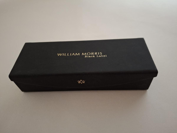 William Morris - England LN59176, 49x18 140 C2.