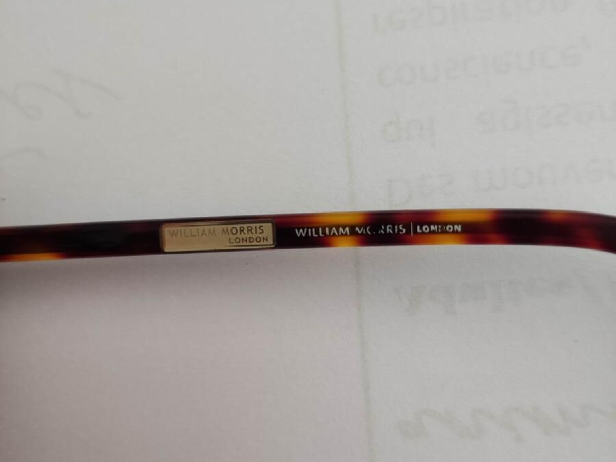 William Morris - 8514 47/22 145 C3