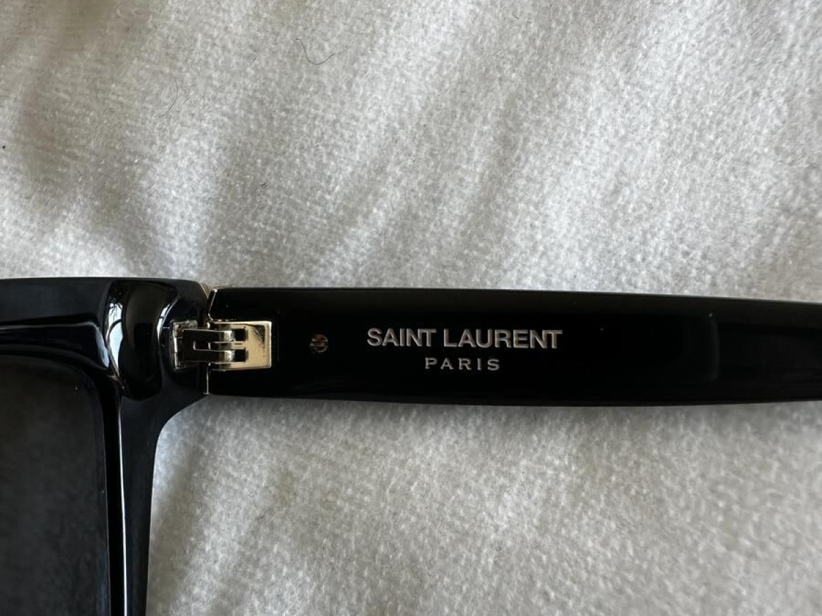 YVES Saint Laurent - SL M106 005 52/18