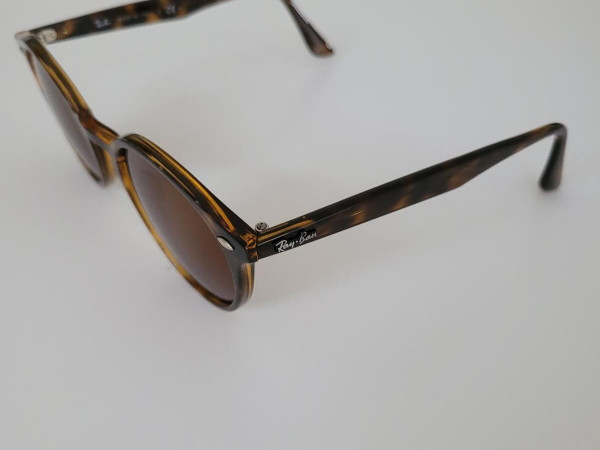 RAYBAN - RB2180