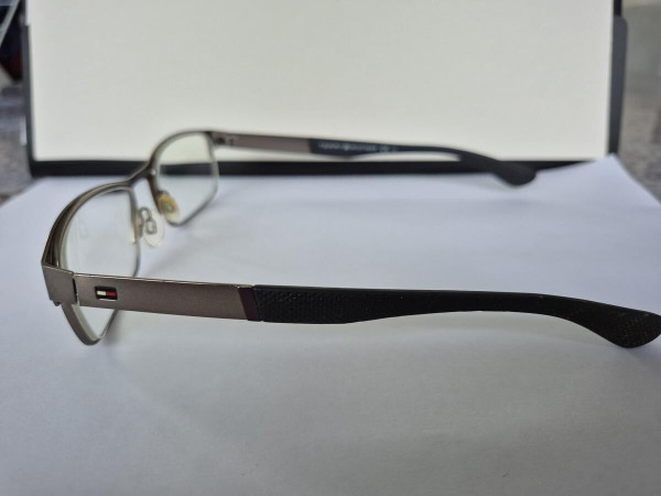 TOMMY HILFINGER -TH 1523 09Q 145