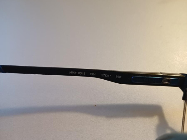 Nike - 8045 004 57/17