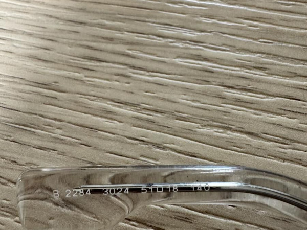 Burberry - b2284 3024 51/18