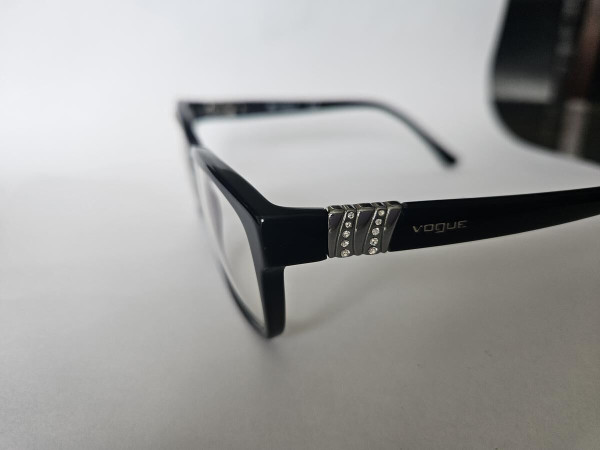 Vogue - VO2765-B 53/16