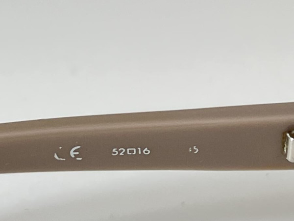 Calvin Klein - 52¤16