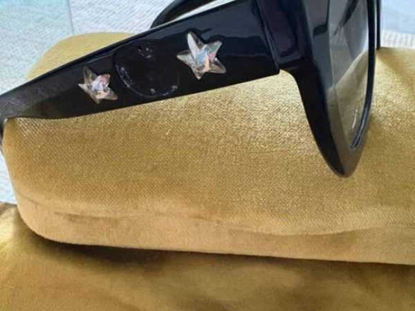 GUCCI - GG0208S