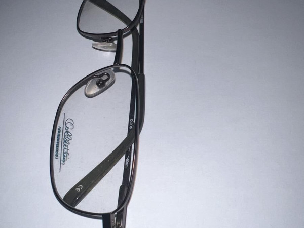 Alain Afflelou- Taille 56/18