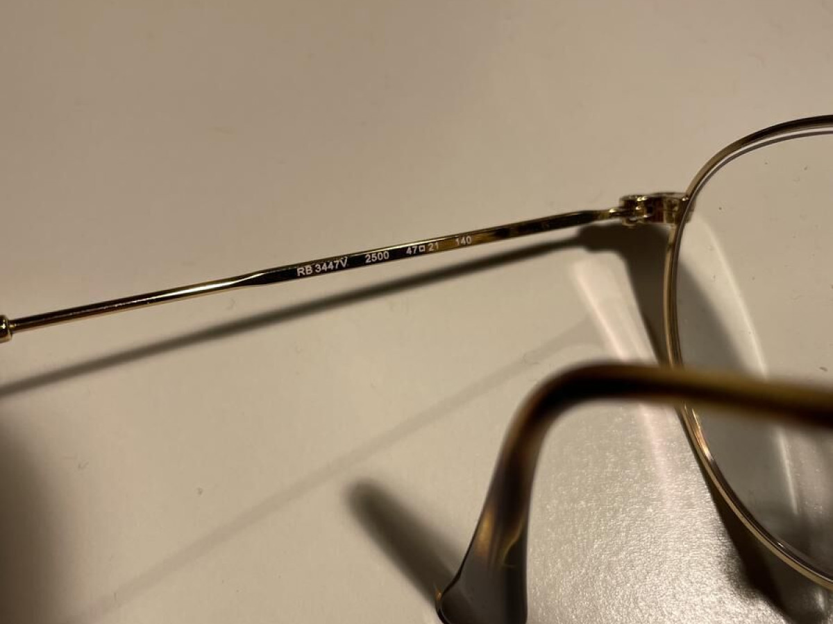 Rayban RB3447V 2500 47*21 140