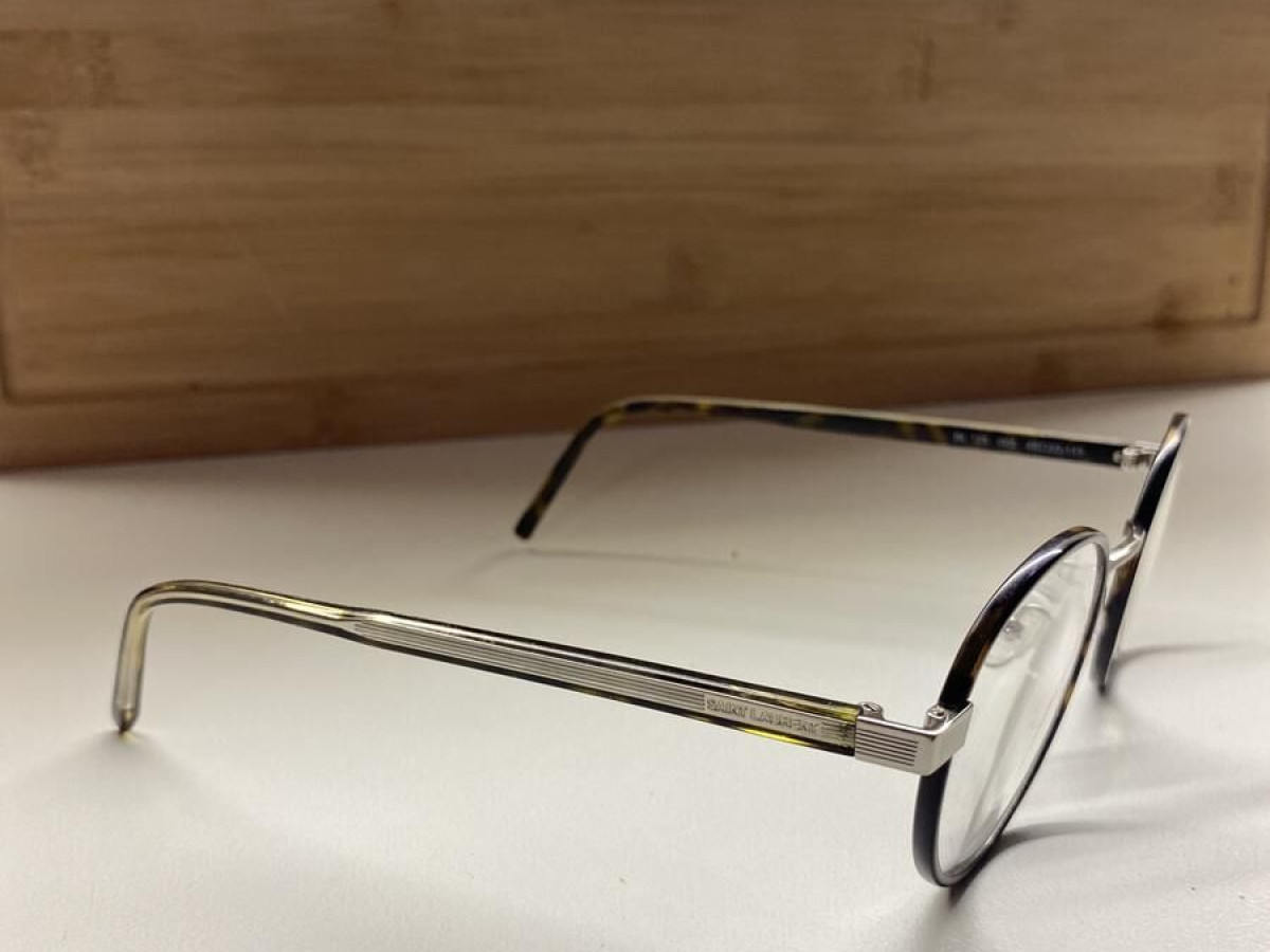 Yves Saint Laurent - SL125 005 49/22 145