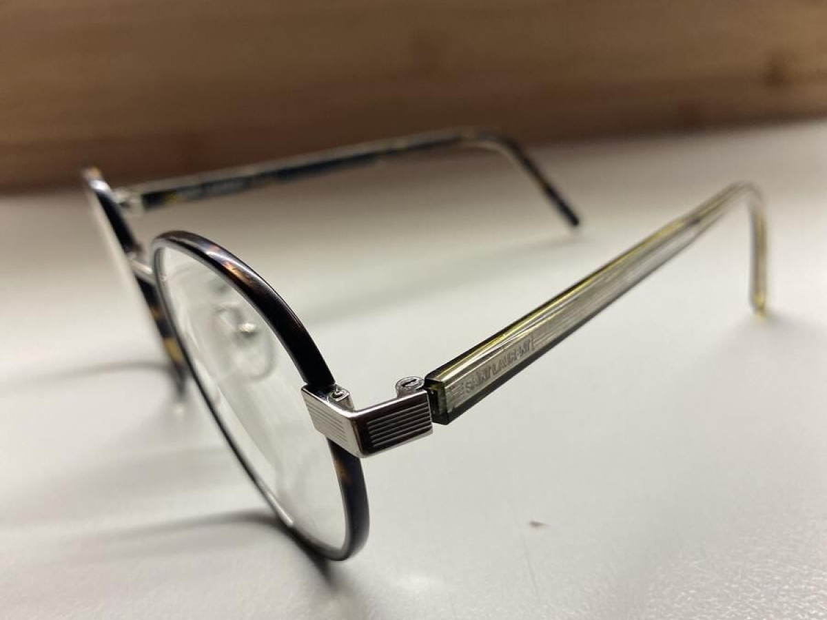 Yves Saint Laurent - SL125 005 49/22 145