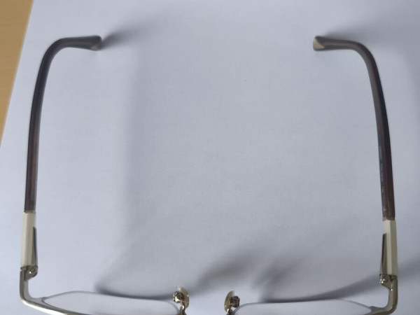 Nina Ricci VNR092col or 26