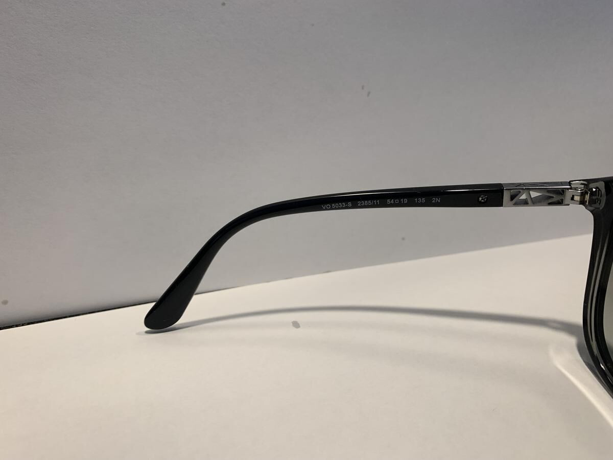 Vogue VO 5533-S2385/11 54¤19