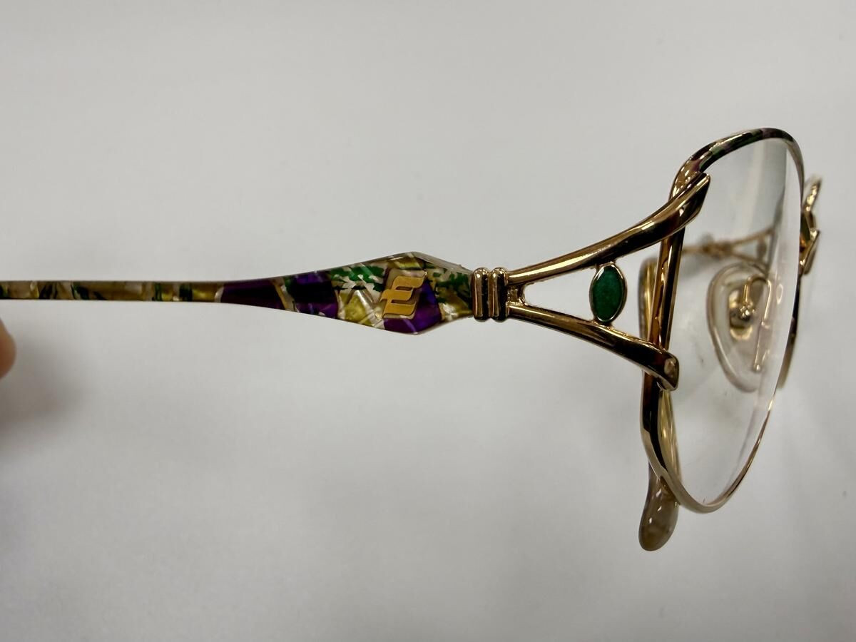 Esquisse - 54◻︎16