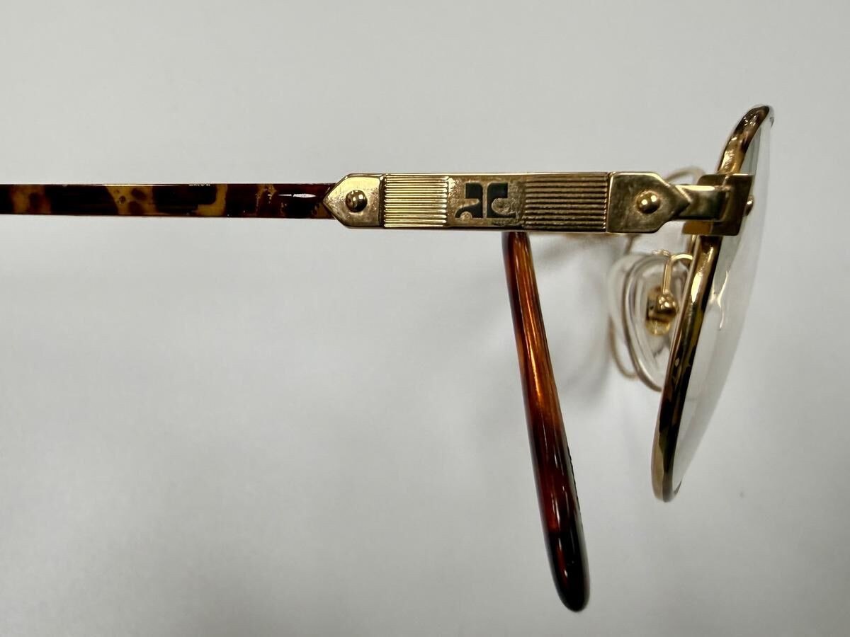 Courrèges - 101 52◻︎19