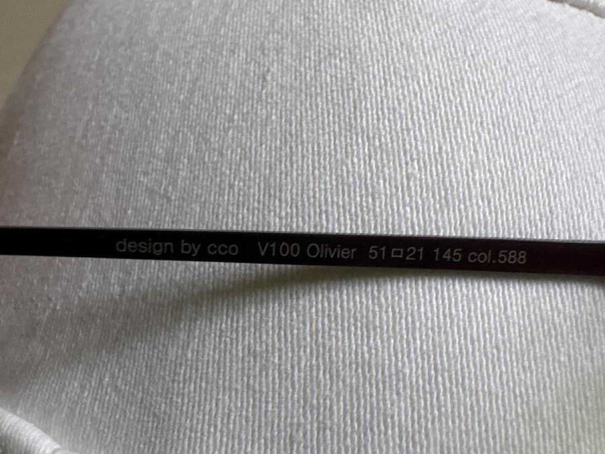 Val&co - v100 olivier 51¤21