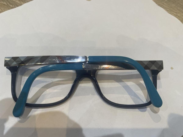 BURBERRY - B 2143 3399 53¤17 140