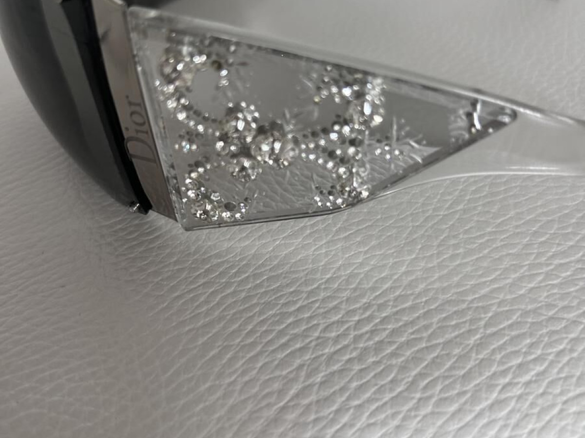 Dior - limited edition 2210