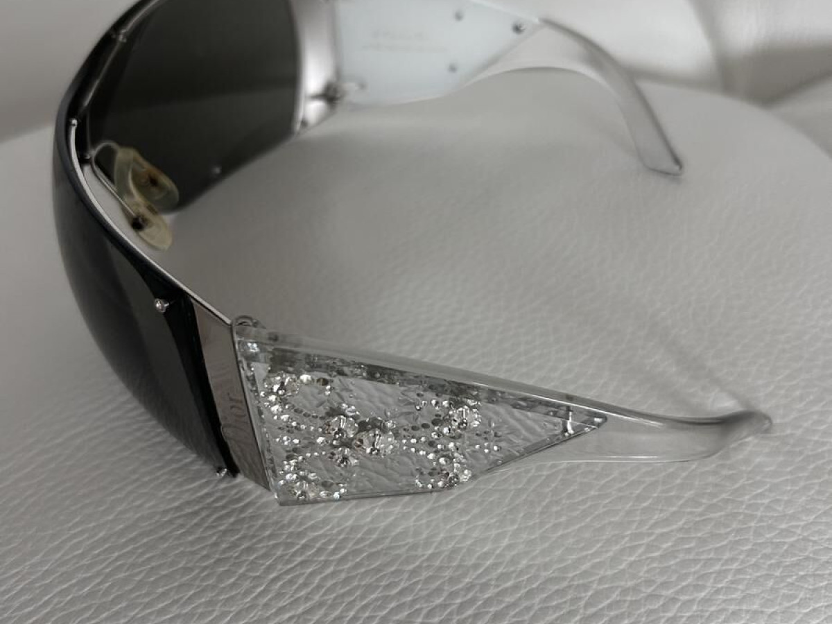 Dior - limited edition 2210