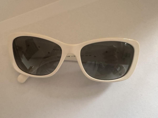 Chanel - CH5186 57¤16