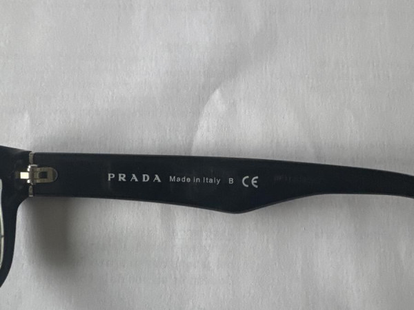 Prada - 53¤16