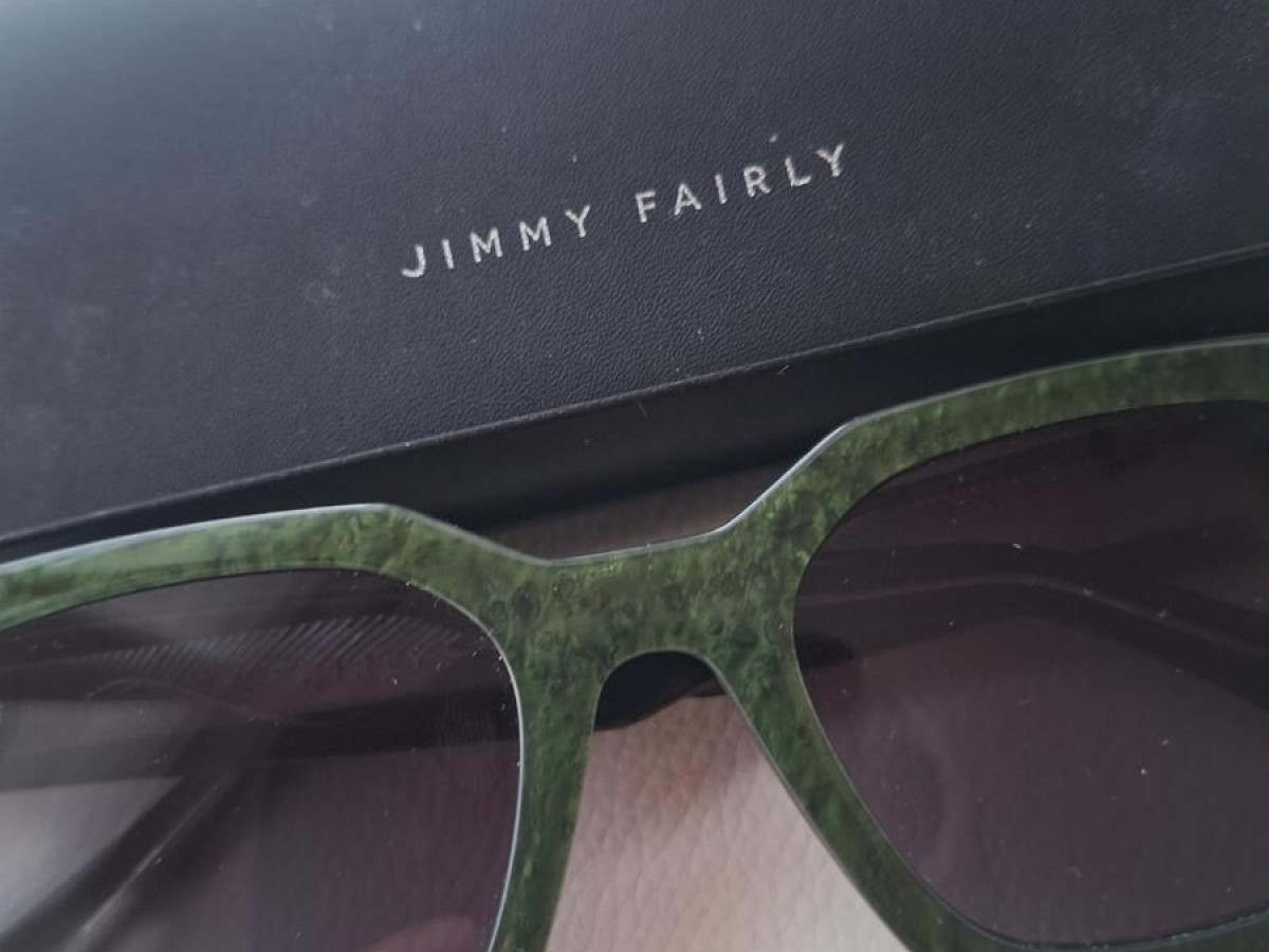 JIMMY FAIRLY - P540 E255s