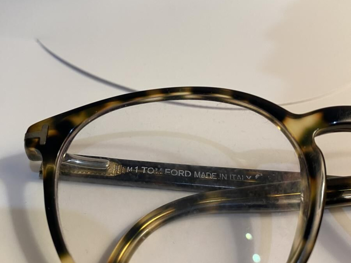 TOM FORD - TF 5524 055