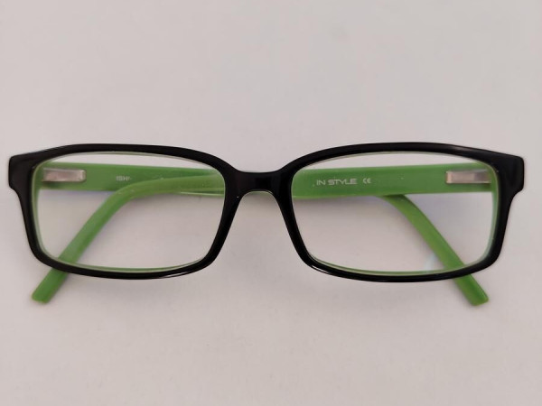 IN STYLE - ISHO 54/15. 140