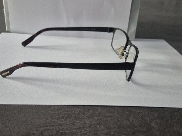 HUGO BOSS - BOSS0516 003 145 TITANIUM