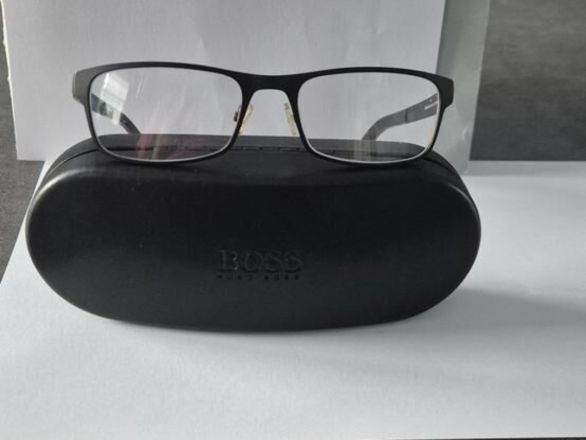HUGO BOSS - BOSS0516 003 145 TITANIUM
