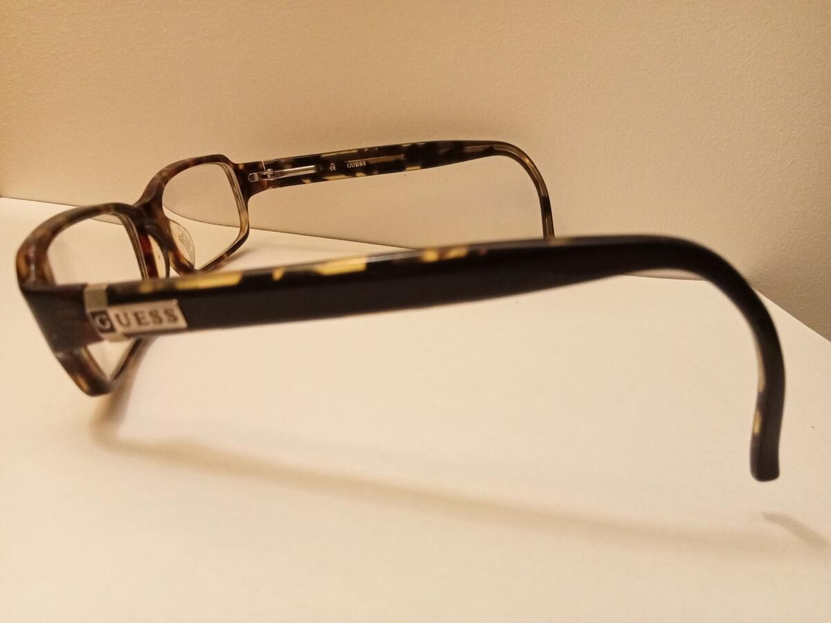GUESS - GU1551