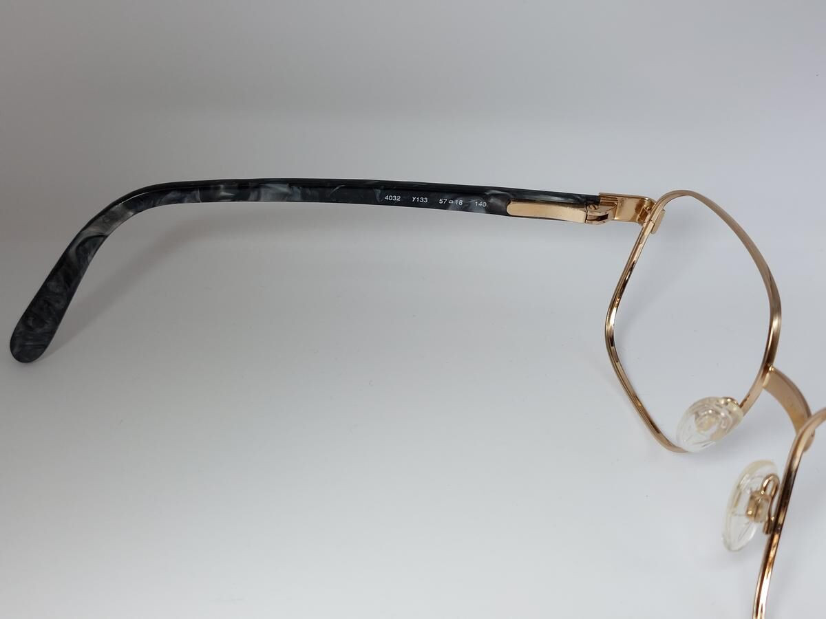 Yves Saint Laurent - 4032 Y133 57¤18