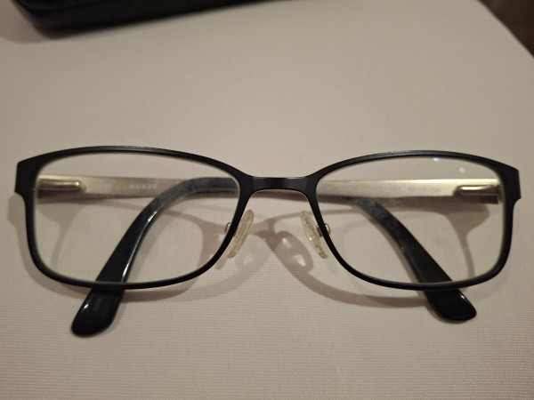 Guess 2568