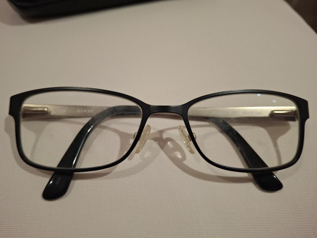 Guess 2568