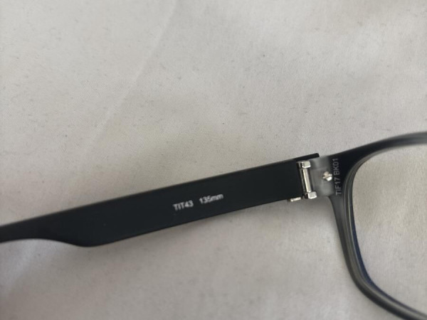 Alain Afflelou - TIT43 135mm