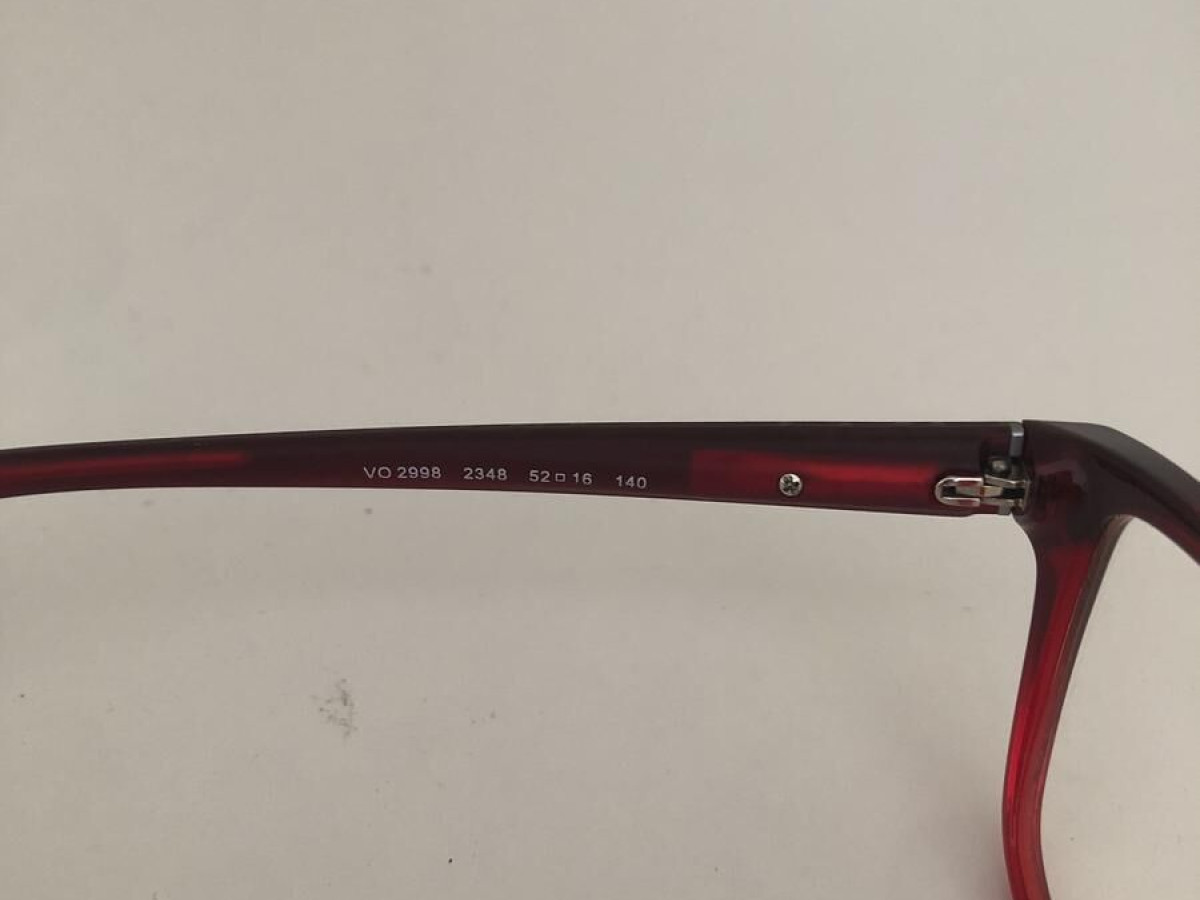 Vogue 2998 2348 52 16 140